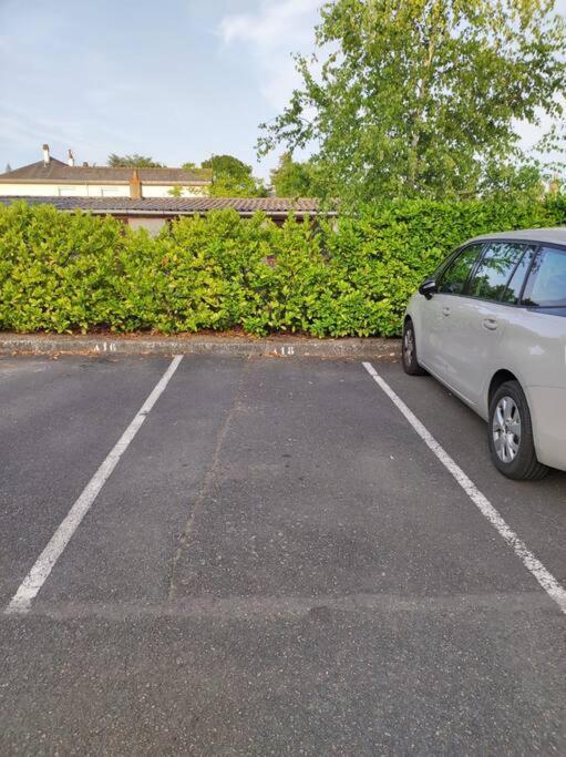 Voyage En Touraine Lägenhet Fondettes Exteriör bild